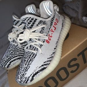 Yeezy boost 350 zebra